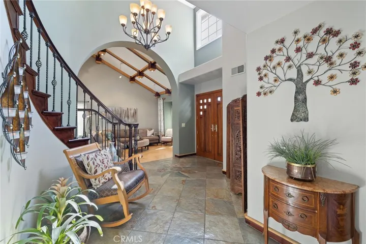 5520 Vista Cantora, Yorba Linda, California 92887