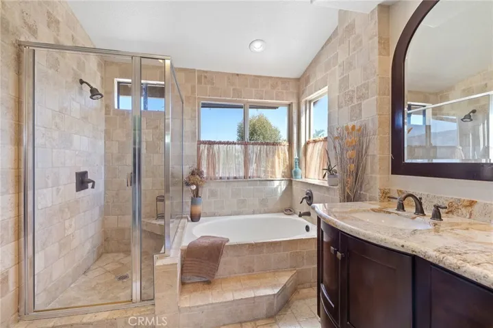 5520 Vista Cantora, Yorba Linda, California 92887