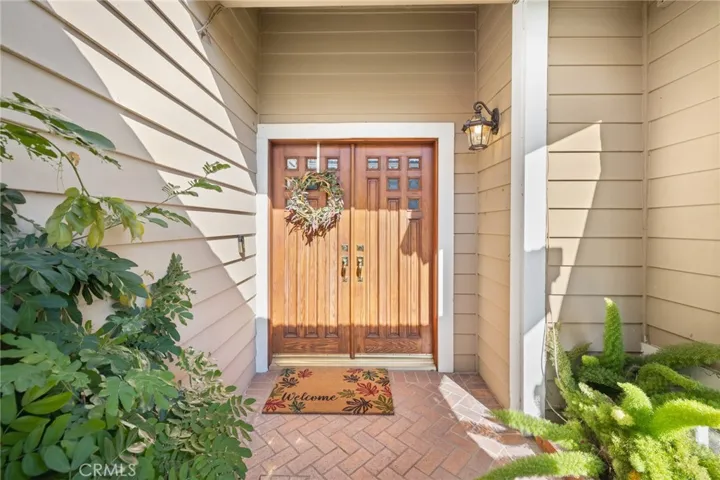 5520 Vista Cantora, Yorba Linda, California 92887