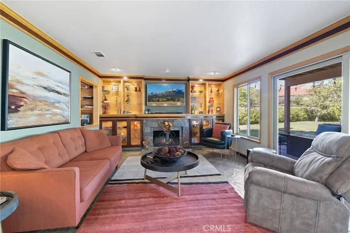 5520 Vista Cantora, Yorba Linda, California 92887