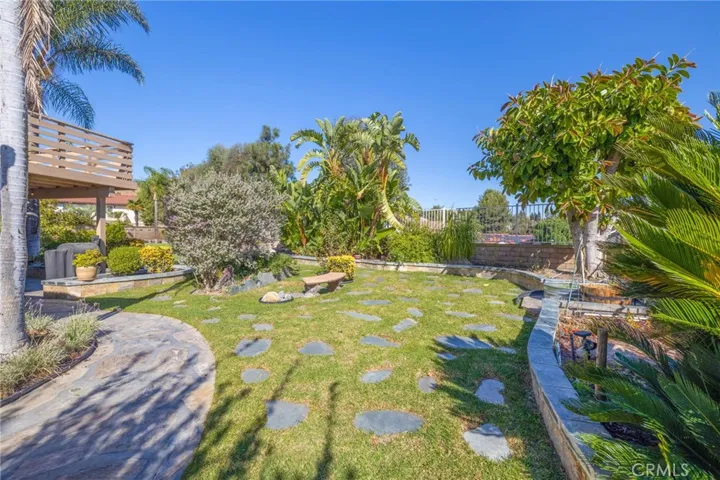 5520 Vista Cantora, Yorba Linda, California 92887