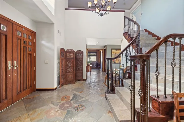 5520 Vista Cantora, Yorba Linda, California 92887