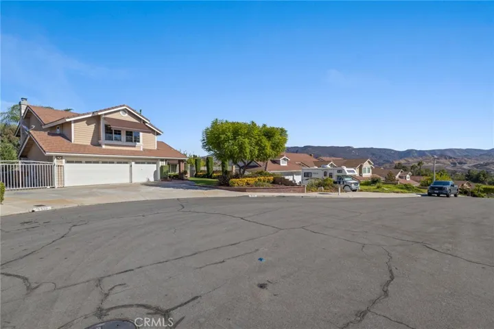 5520 Vista Cantora, Yorba Linda, California 92887