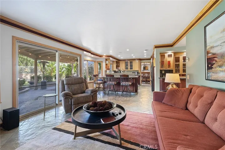 5520 Vista Cantora, Yorba Linda, California 92887