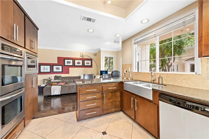 2 Chandon, Newport Coast, California 92657