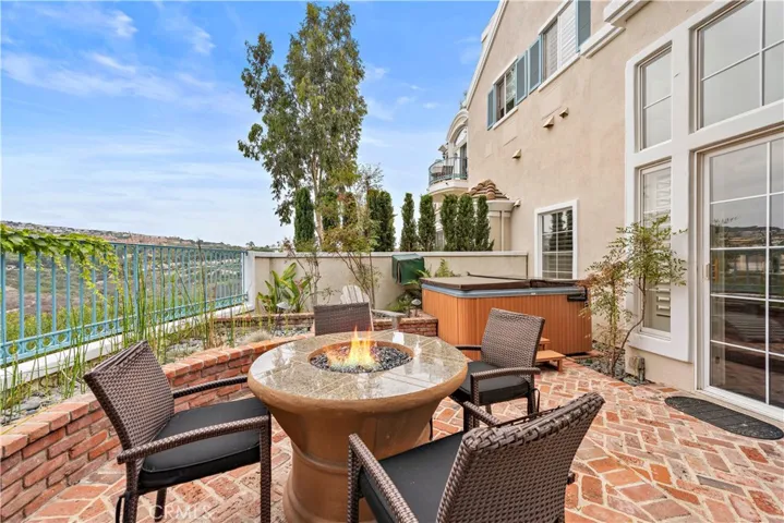 2 Chandon, Newport Coast, California 92657
