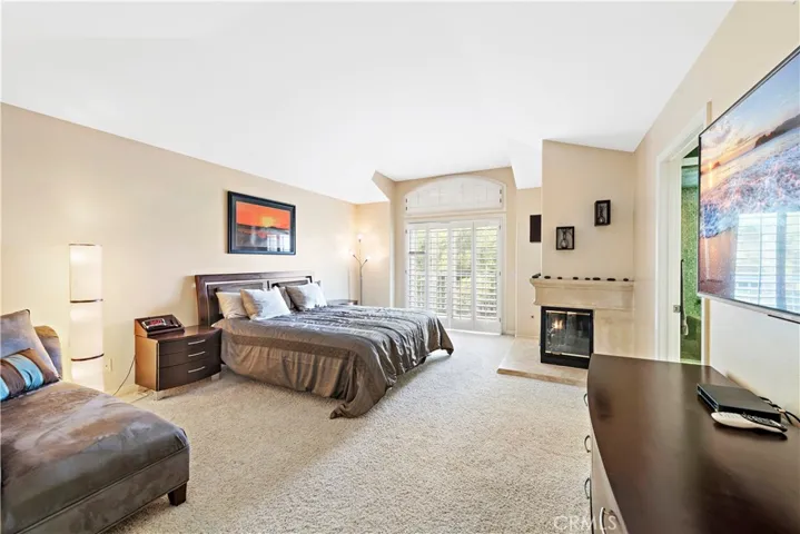 2 Chandon, Newport Coast, California 92657