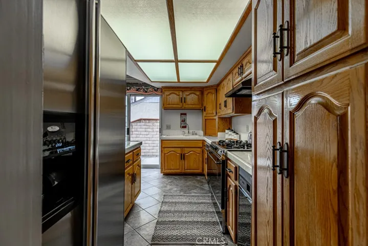 10909 Newgate Avenue, Whittier, California 90605