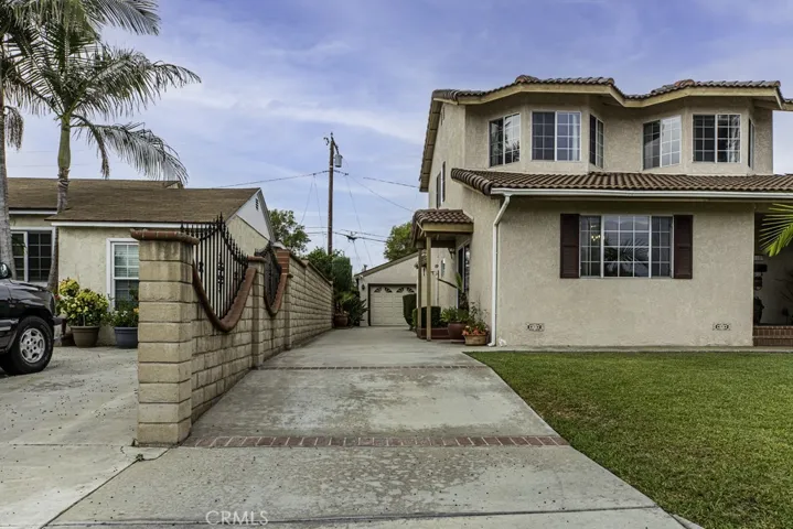 10909 Newgate Avenue, Whittier, California 90605