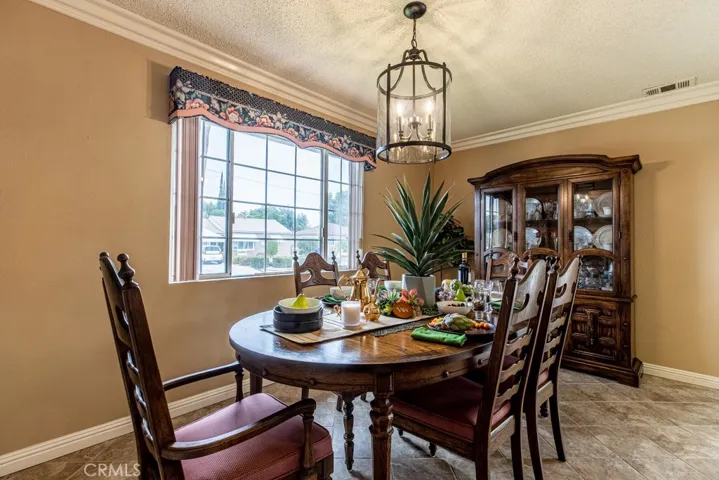 10909 Newgate Avenue, Whittier, California 90605