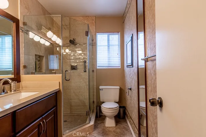 10909 Newgate Avenue, Whittier, California 90605