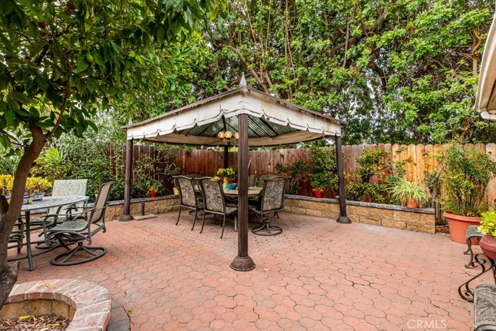 10909 Newgate Avenue, Whittier, California 90605
