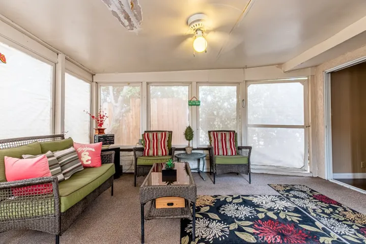 10909 Newgate Avenue, Whittier, California 90605