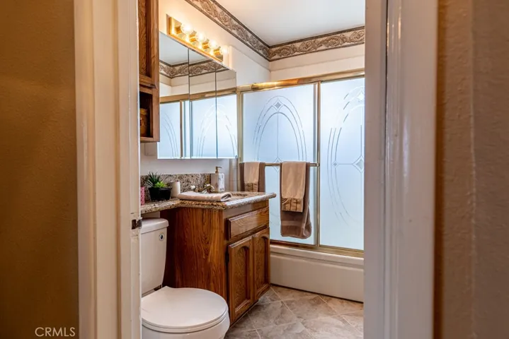 10909 Newgate Avenue, Whittier, California 90605