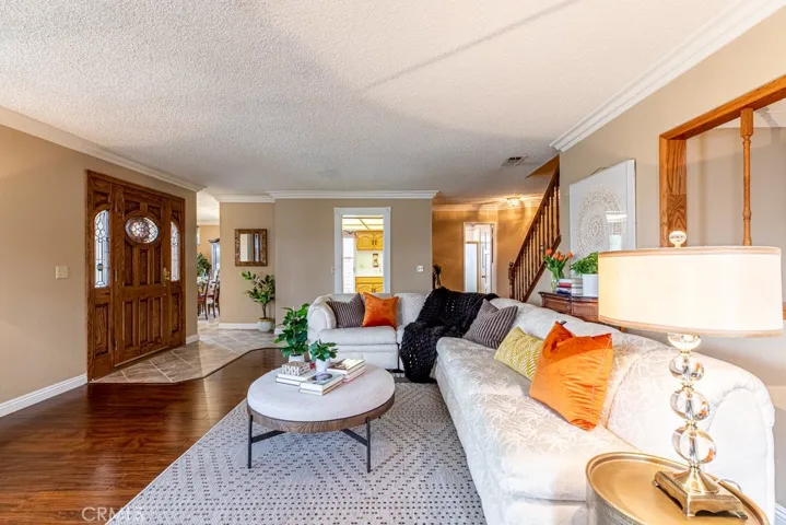 10909 Newgate Avenue, Whittier, California 90605