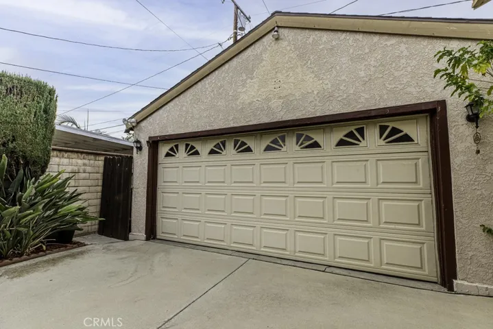 10909 Newgate Avenue, Whittier, California 90605