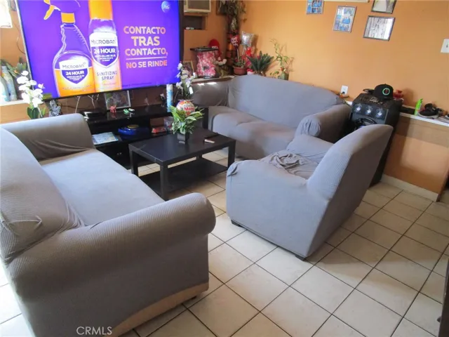 12717 Cookacre Avenue 3, Lynwood, California 90262