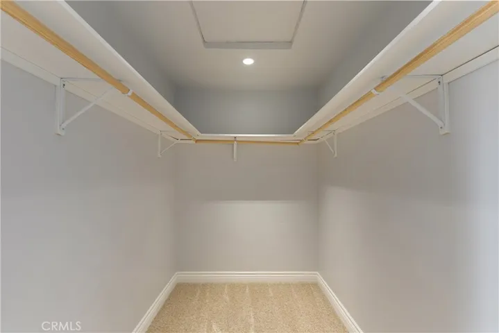 Walk-in closet