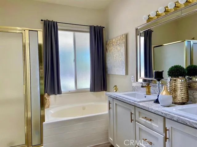 13799 Cuyamaca Road, Apple Valley, California 92307