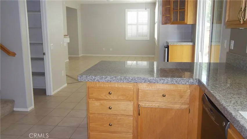 1096 Regina Way, Corona, California 92882
