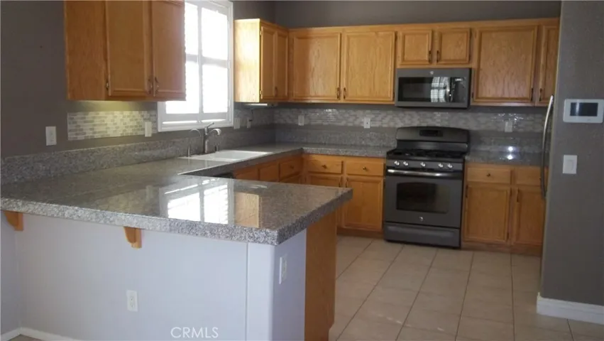 1096 Regina Way, Corona, California 92882