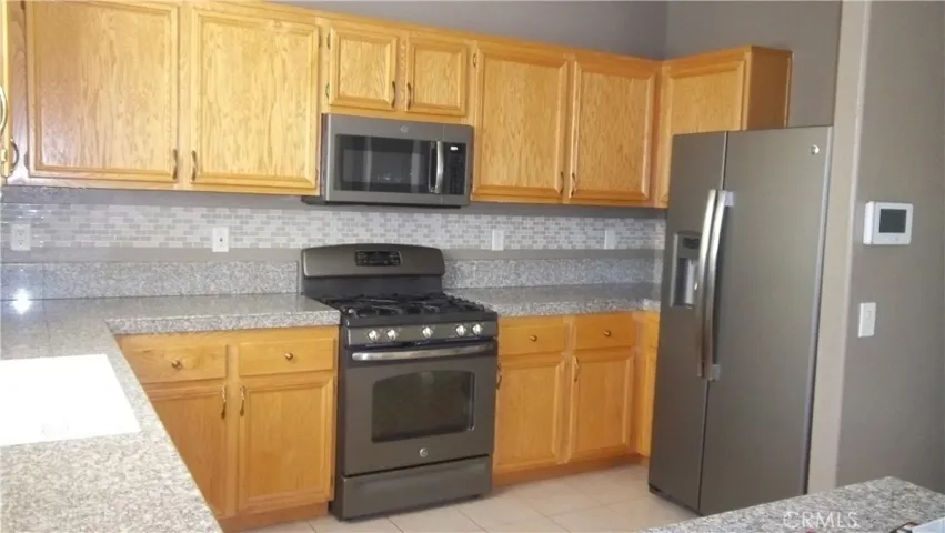 1096 Regina Way, Corona, California 92882