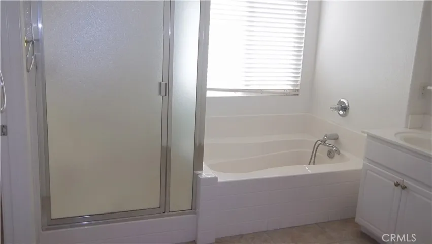 1096 Regina Way, Corona, California 92882