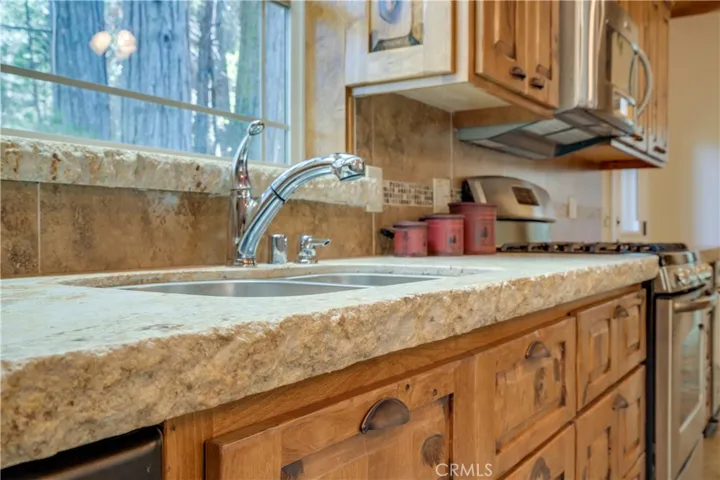 1766 Fir Drive, Wofford Heights, California 93285