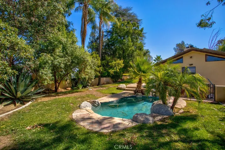 41980 Johnston Avenue, Hemet, California 92544