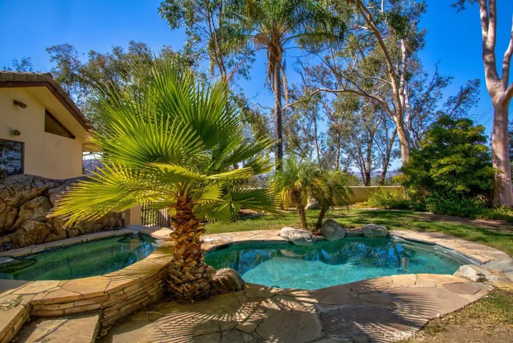 41980 Johnston Avenue, Hemet, California 92544