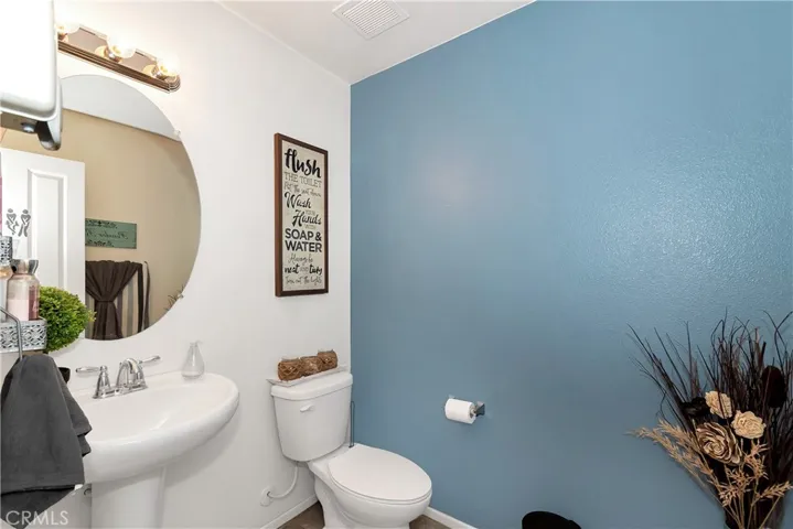 16723 Kalmia Lane, Fontana, California 92336