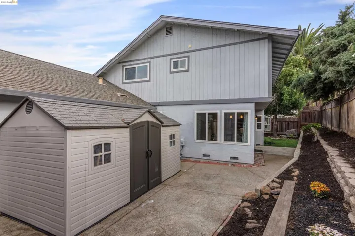 5517 Pamplona Ct, Concord, California 94521