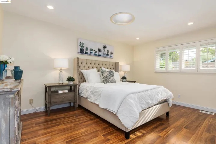 5517 Pamplona Ct, Concord, California 94521