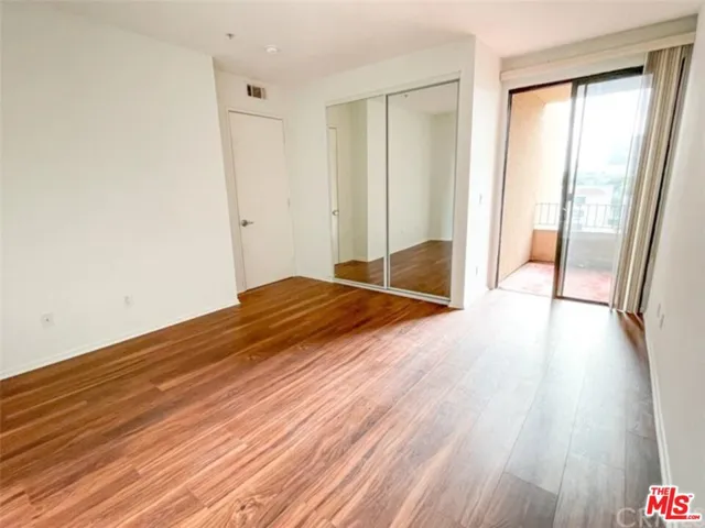 625 S Berendo Street 503, Los Angeles, California 90005