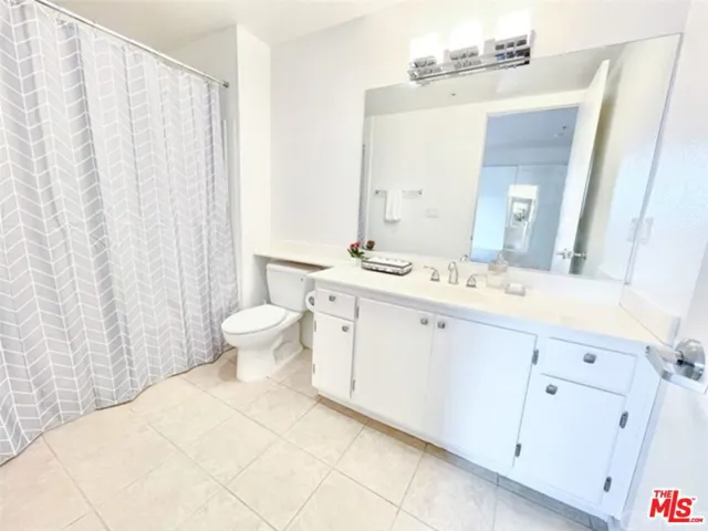 625 S Berendo Street 503, Los Angeles, California 90005