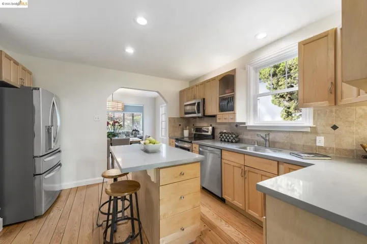4022 Huntington St, Oakland, California 94619