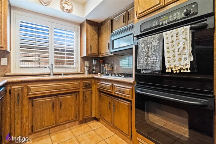6918 Weldon Avenue, Bakersfield, California 93308