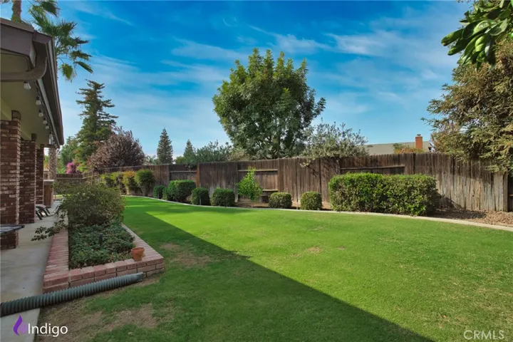 6918 Weldon Avenue, Bakersfield, California 93308