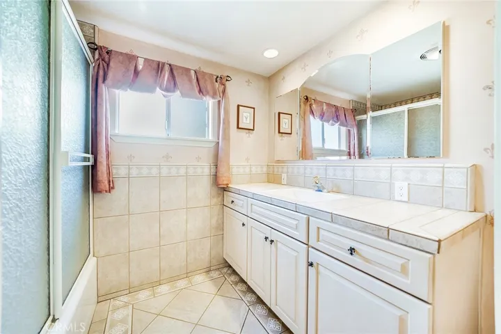 11222 Yarmouth Avenue, Granada Hills, California 91344