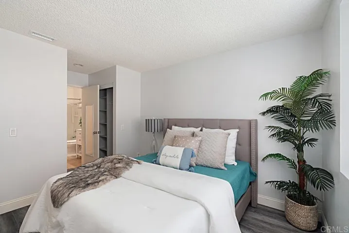 328 Riverview Way, Oceanside, California 92057