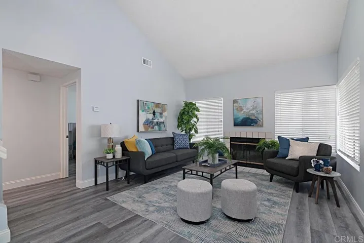 328 Riverview Way, Oceanside, California 92057