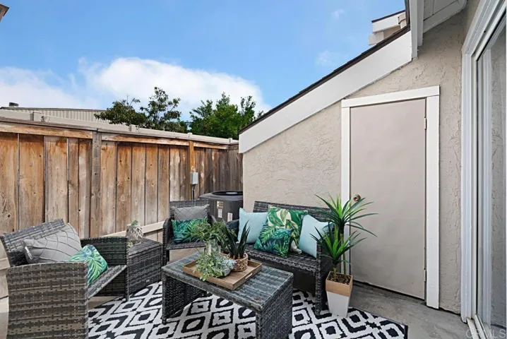 328 Riverview Way, Oceanside, California 92057
