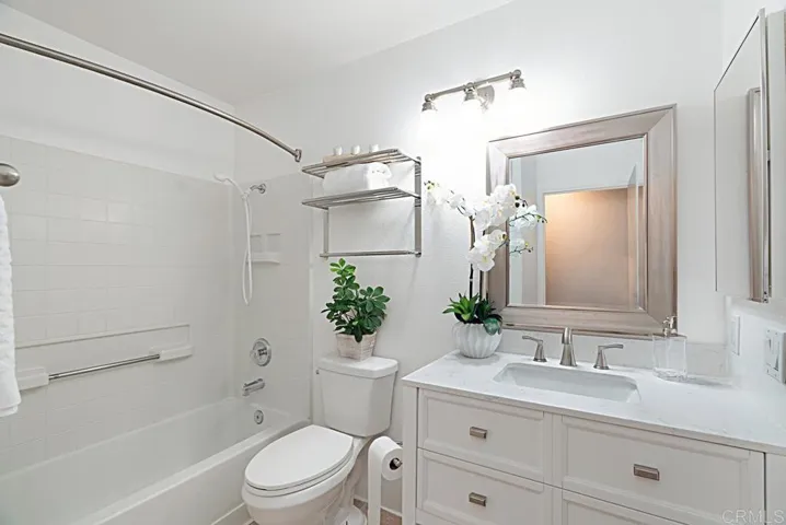 328 Riverview Way, Oceanside, California 92057