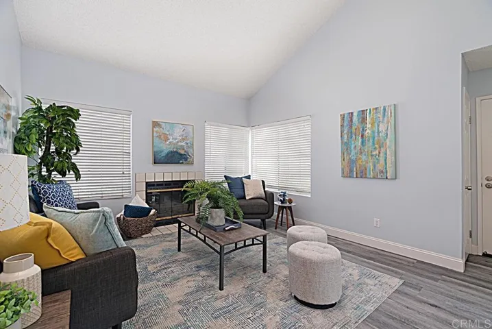 328 Riverview Way, Oceanside, California 92057