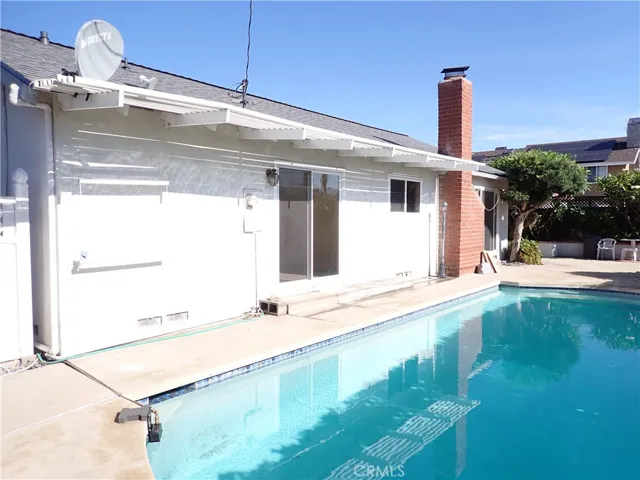 12932 Charloma Drive, Tustin, California 92780