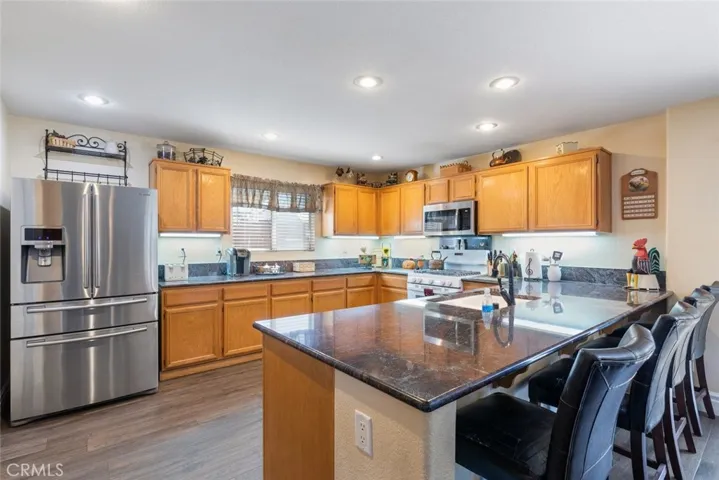 Kitchen with BIG Breakfast Bar.