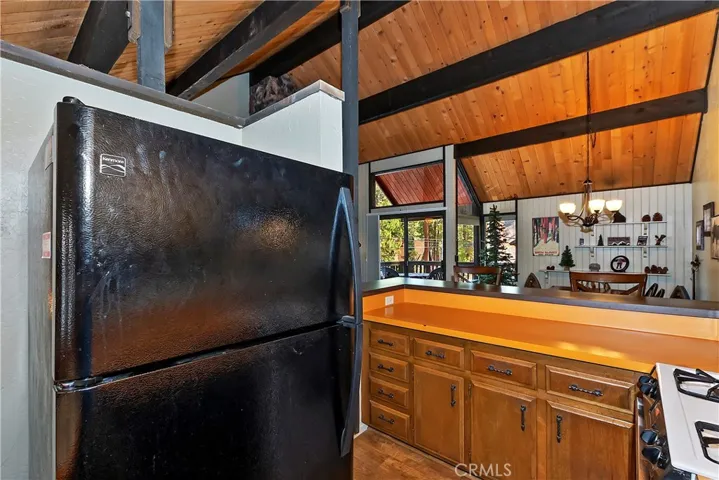 Open living/dining/kitchen