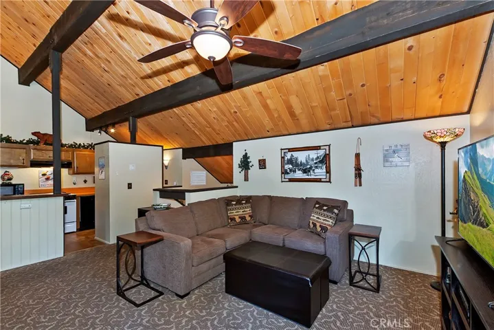 Open living/dining/kitchen