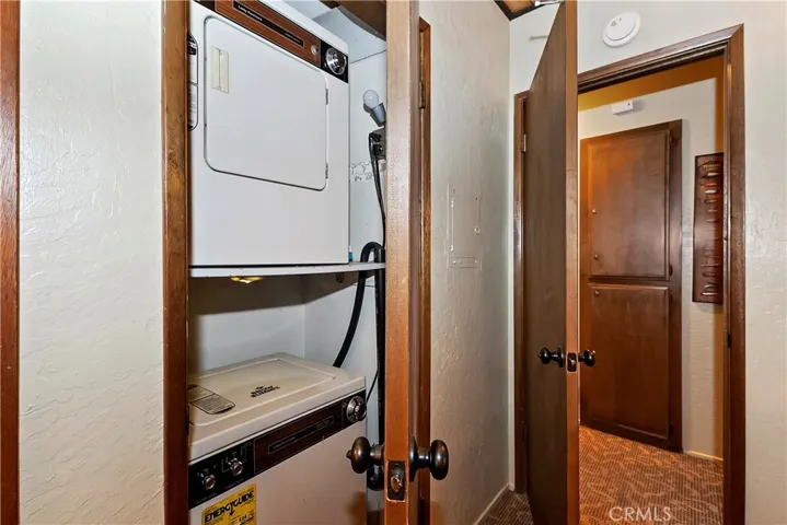 In-unit laundry