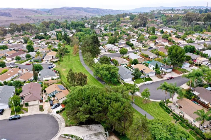27231 Nubles, Mission Viejo, California 92692